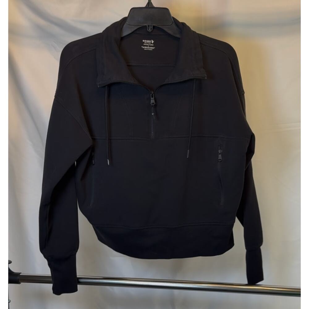 Black Long Sleeve Quarter zip Old Navy Activewear size L